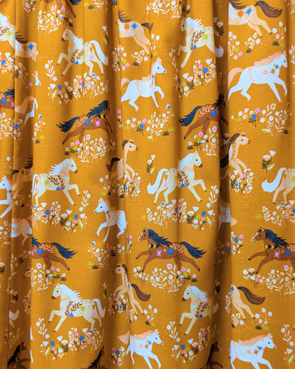 Desert Moon Wild Horses Pocket Skirt-pinclothing.co.uk-pinclothing.co.uk