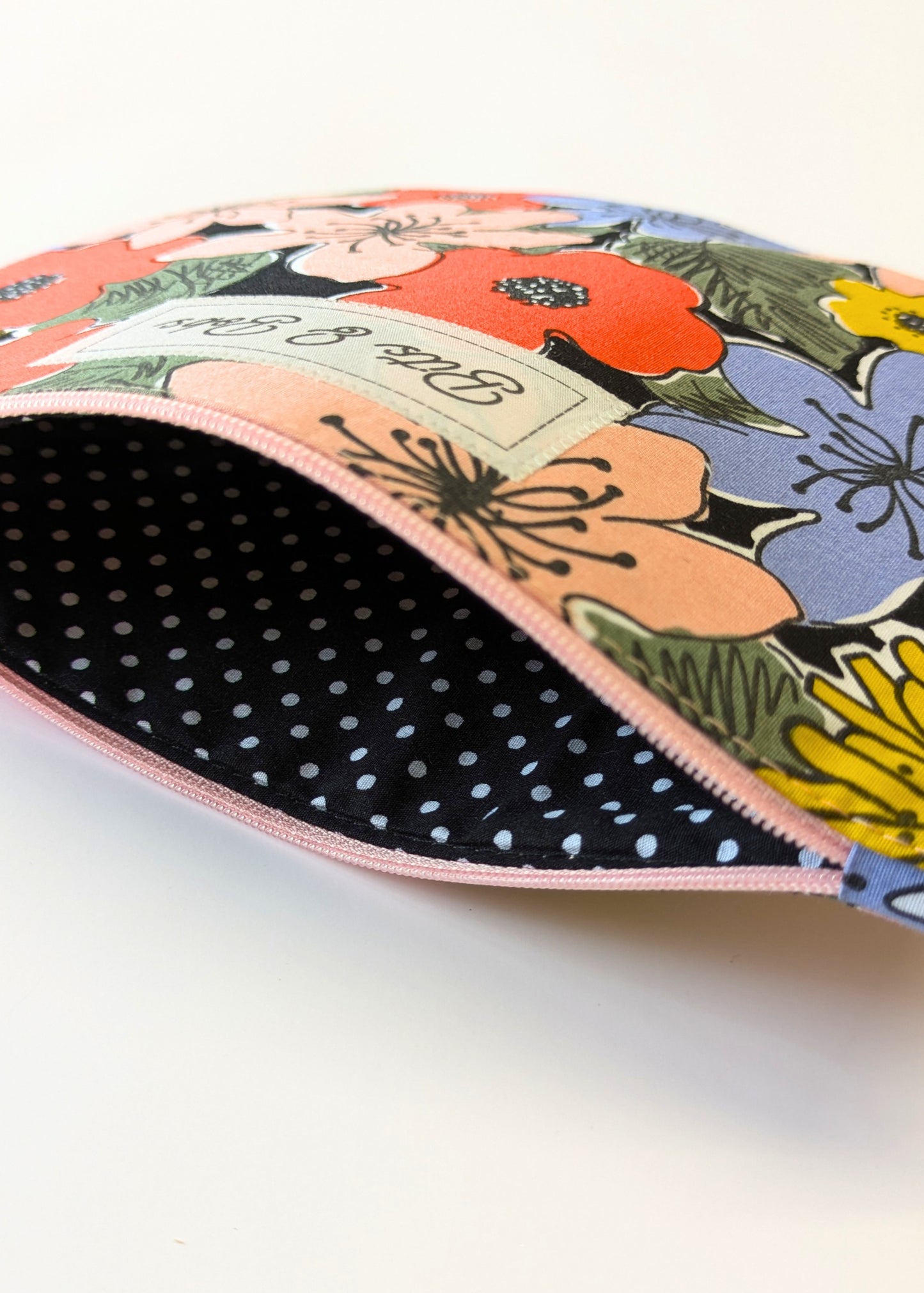 Retro Bloom 'Bits & Bobs' Purse Large-pinclothing.co.uk-pinclothing.co.uk