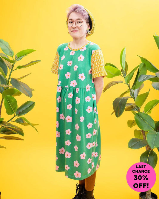 The Retro Meadow Smock Dress-pinclothing.co.uk-pinclothing.co.uk
