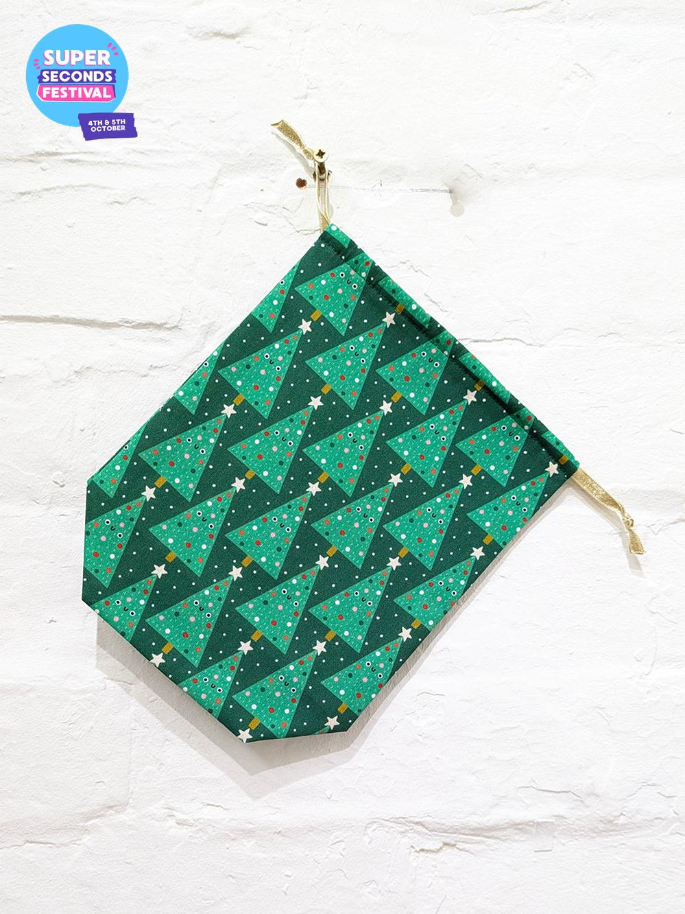 Happy Trees Christmas Drawstring Gift Bag SUPER SECONDS SALE (OS)-pinclothing.co.uk-pinclothing.co.uk