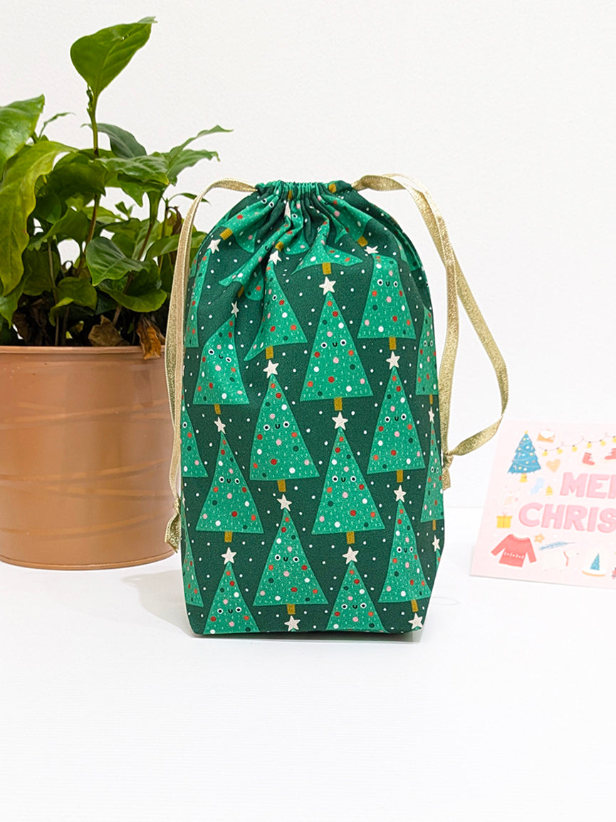 Happy Trees Christmas Drawstring Gift Bag SUPER SECONDS SALE (OS)-pinclothing.co.uk-pinclothing.co.uk