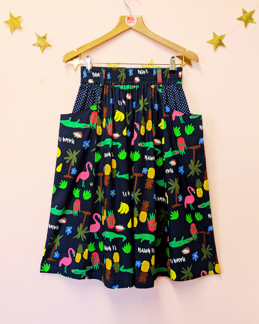 Navy Hawaii Pocket Skirt Size 8 - 10-pinclothing.co.uk-pinclothing.co.uk
